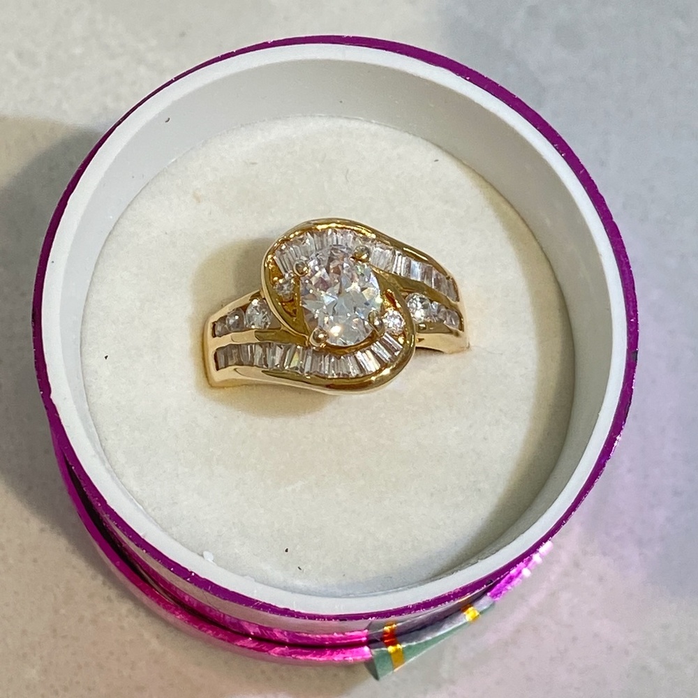 Cubic Zirconia Diamond Ring